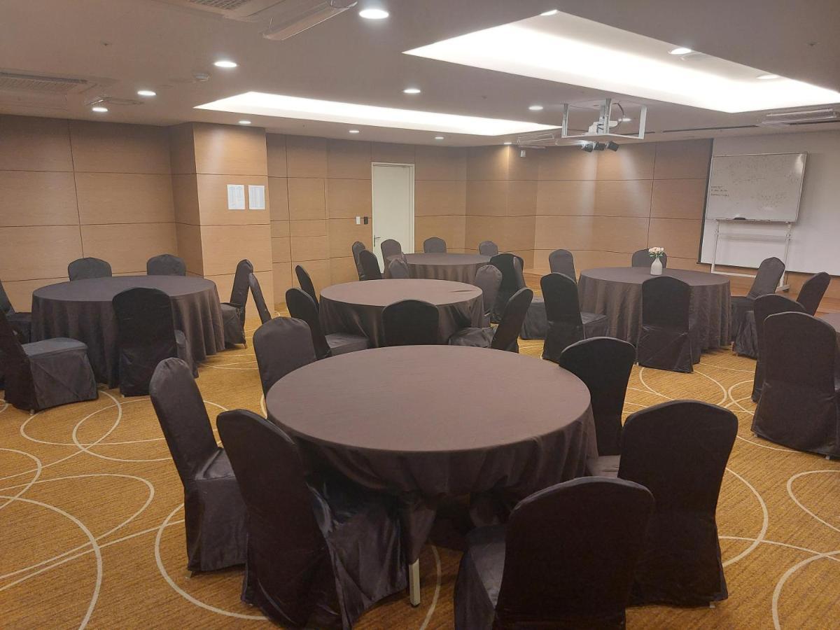 Hotel Bridge Seogwipo Ngoại thất bức ảnh