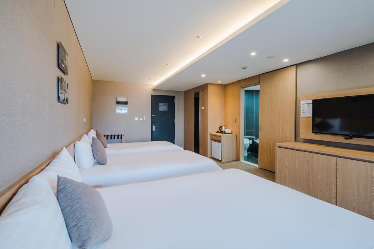 Hotel Bridge Seogwipo Ngoại thất bức ảnh