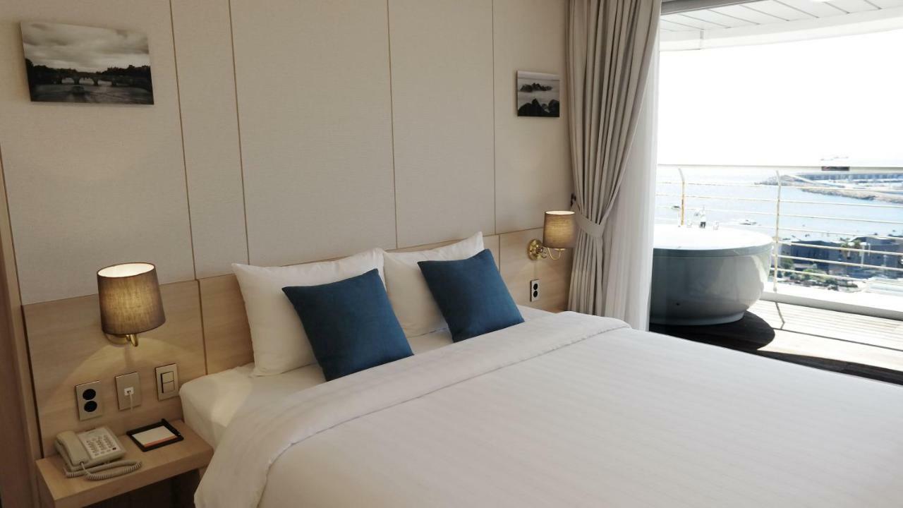 Hotel Bridge Seogwipo Ngoại thất bức ảnh